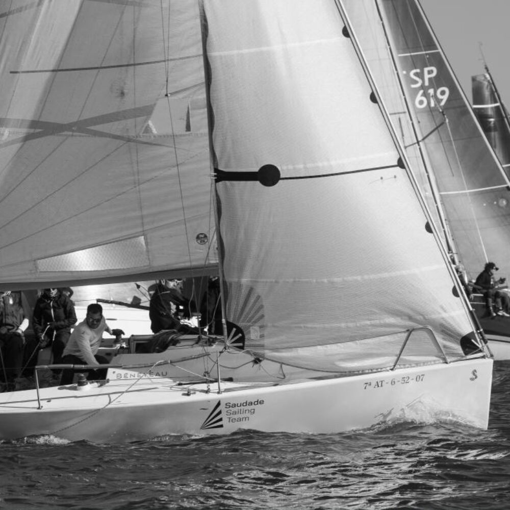 entrenamiento-y-equipo-de-regatas-saudade-02
